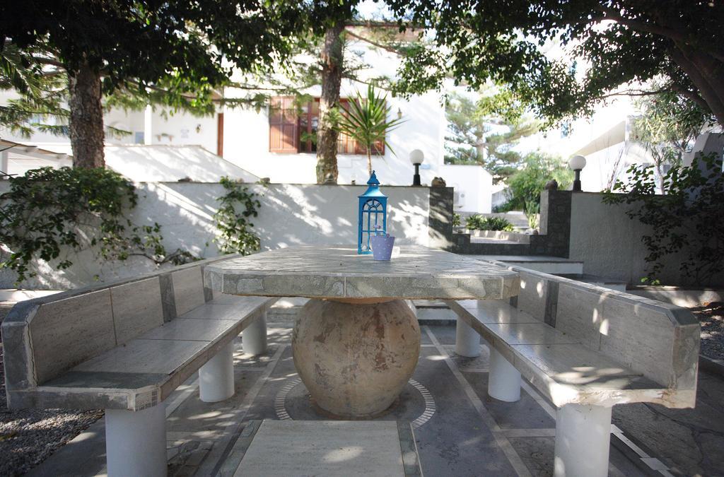 Villa Venus Adamantas  Ngoại thất bức ảnh