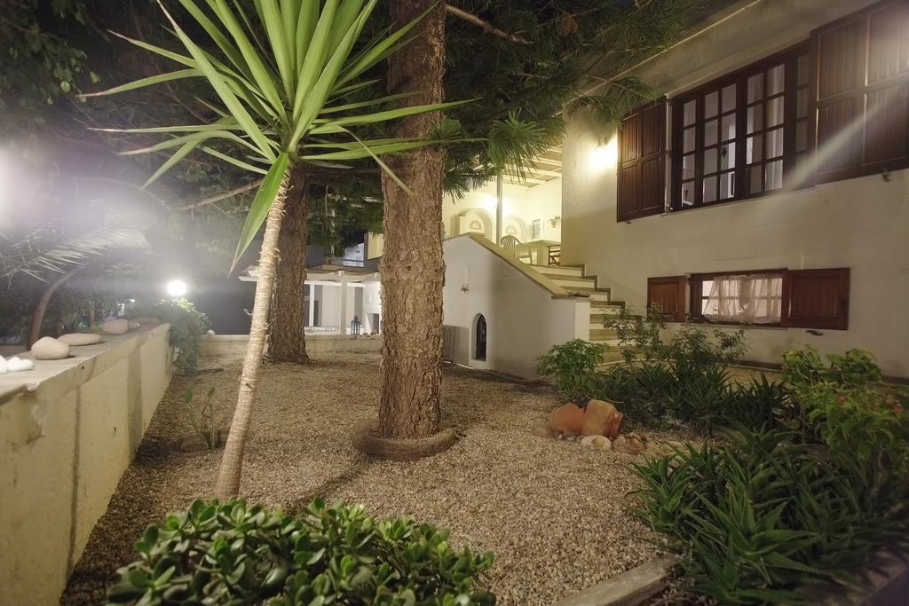 Villa Venus Adamantas  Ngoại thất bức ảnh